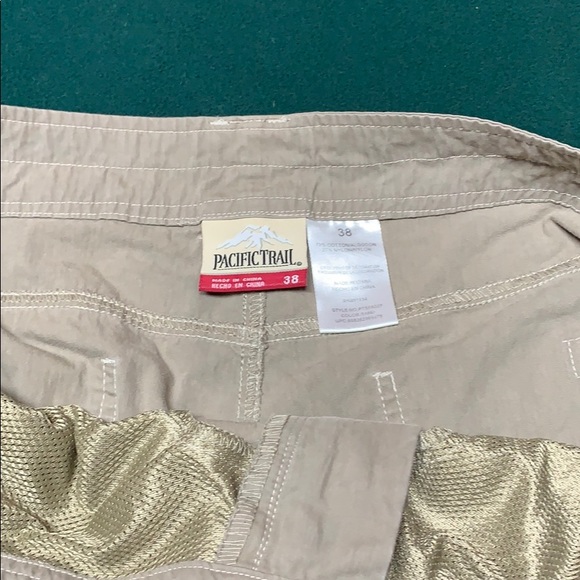 Pacific Trail hiking shorts 38/9 - Picture 4 of 5